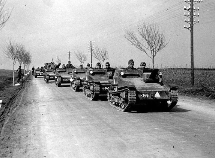 Dieses Bild hat ein leeres Alt-Attribut. Der Dateiname ist Hungarian-Mini-Tanks.jpg